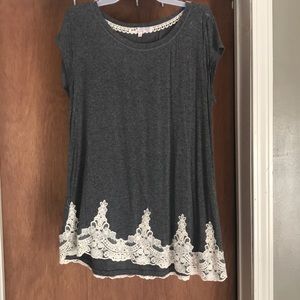 Short sleeve dress shirt